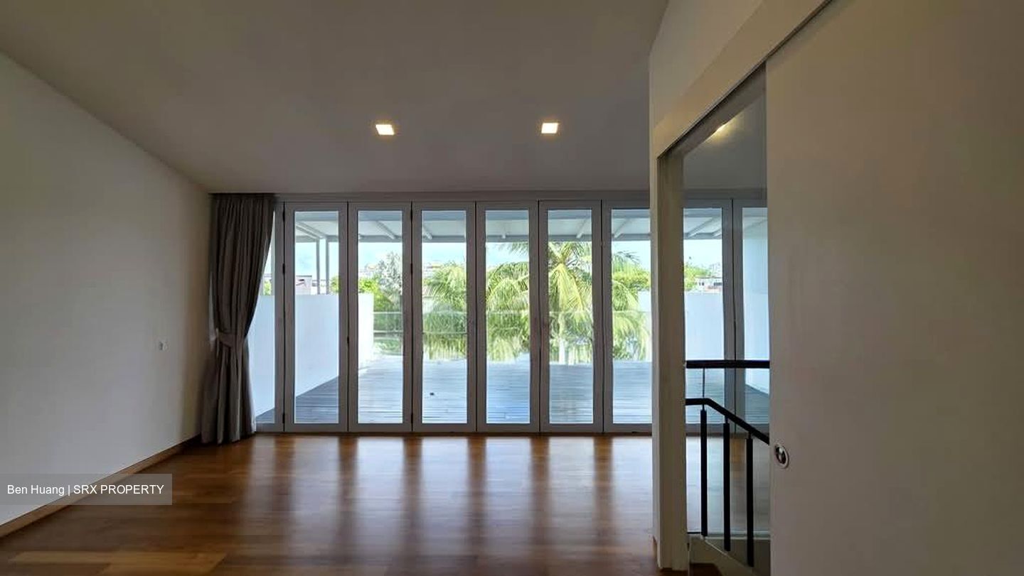 Ocean Drive (D4), Terrace #585099591